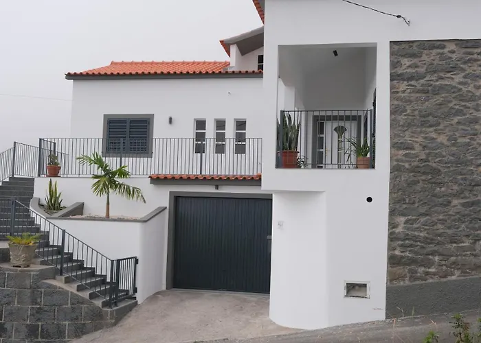 Quinta Do Carmo House With View * Calheta